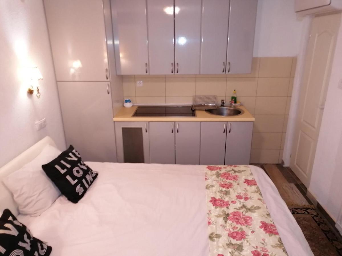 Apartman Dajak Banja Luka Exterior foto